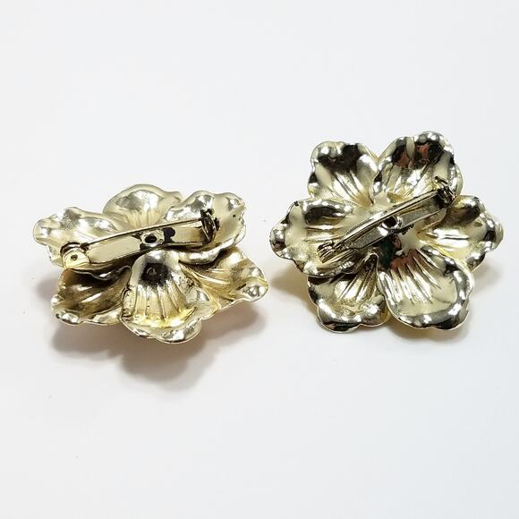 Pair of Vintage Enamel Flower Brooches – Pink & Yellow Set - Picture 3 of 10